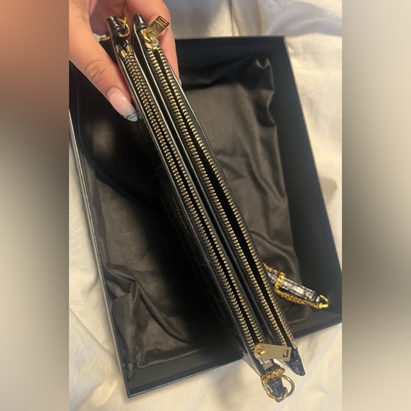 YSL Double Wallet on Chain - Picture 2 of 3